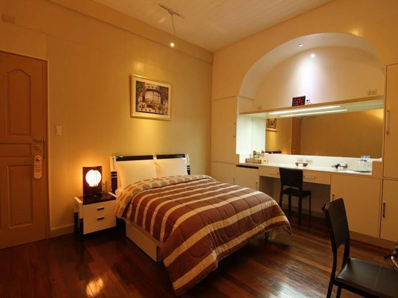 Villa Marinelli Bed And Breakfast Tagaytay City Exterior photo